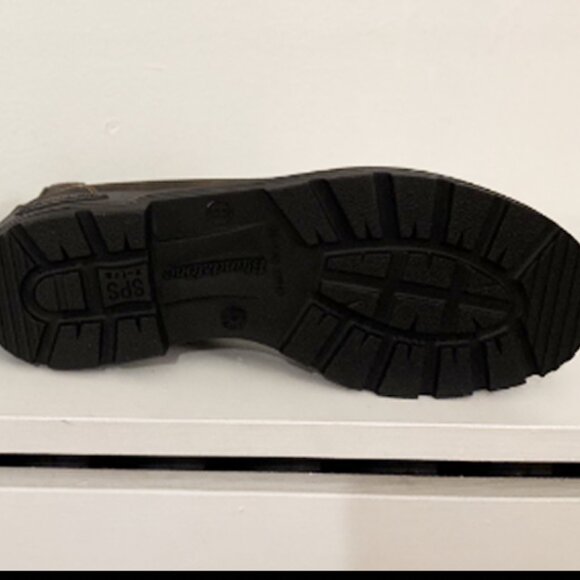 BRAND NEW IN BOX - Men's Blundstone 585 Chelsea Boots Size 8 - Picture 2 of 8